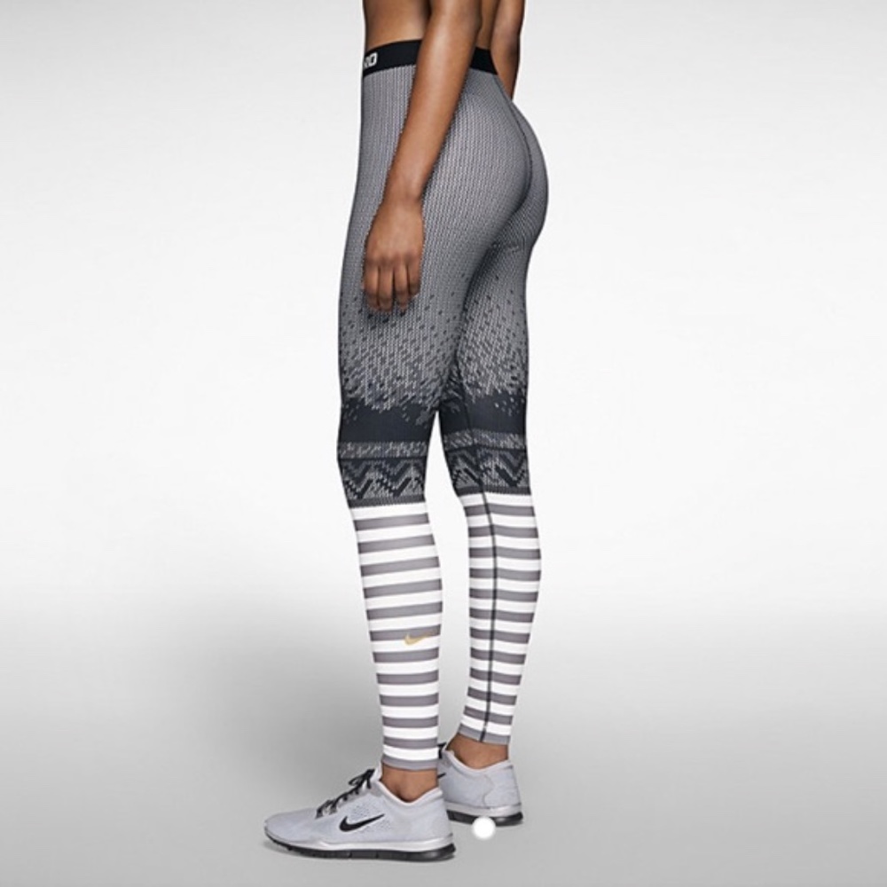 Nike | Pro Hyperwarm Engineered Print Legging - image 1